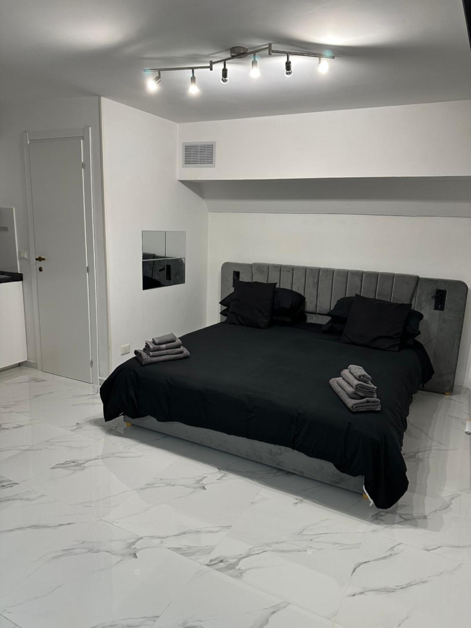 Imperial Suite Colosseum Roma Exterior foto